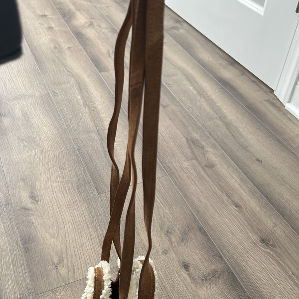 Telfar x Ugg small purse in chestnut - Picture 8 of 10
